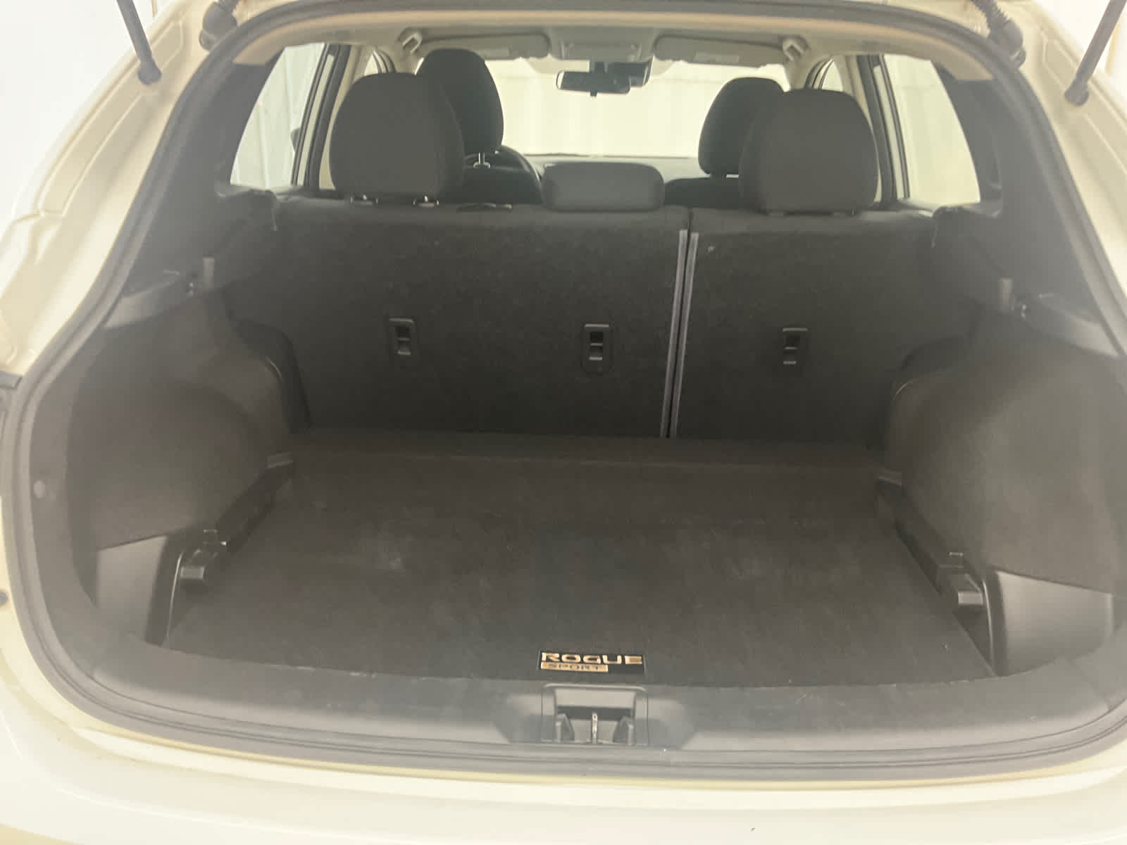 2022 Nissan Rogue Sport S