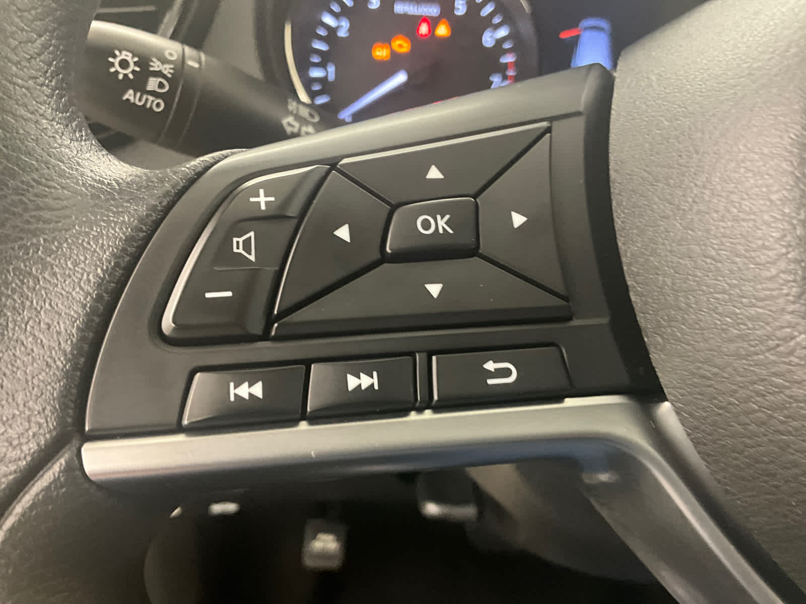 2022 Nissan Rogue Sport S