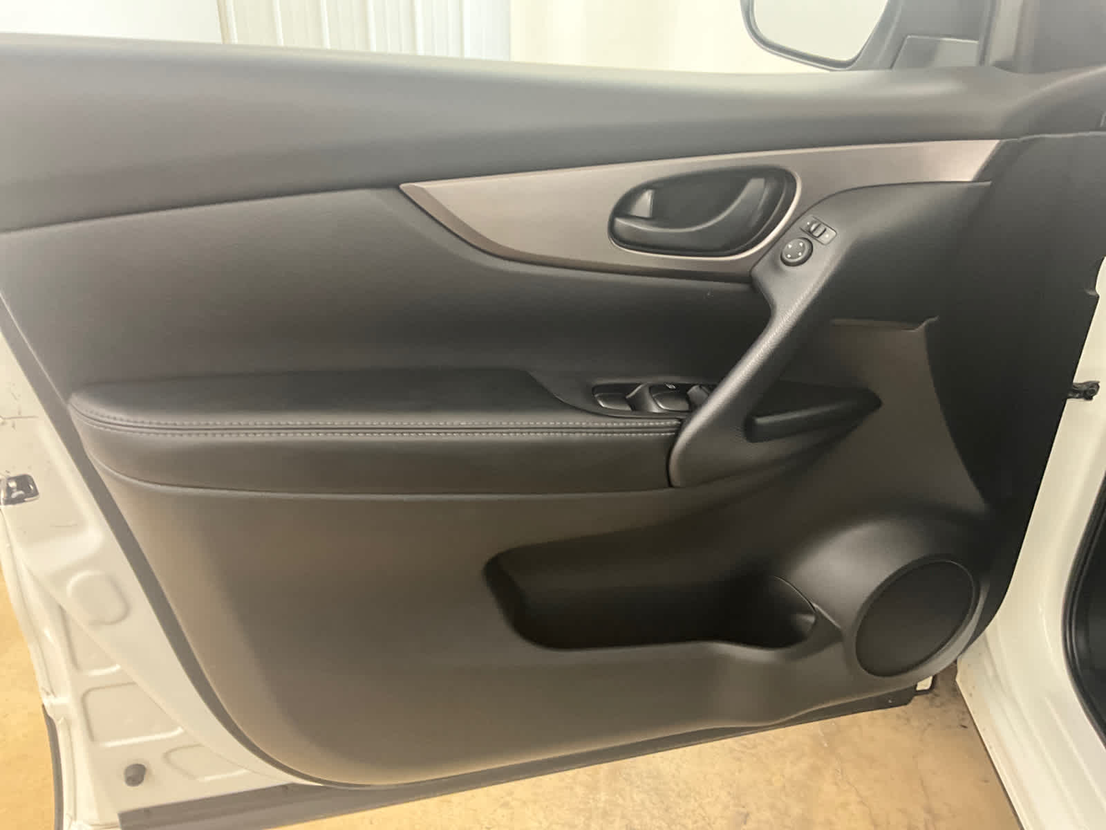 2022 Nissan Rogue Sport S