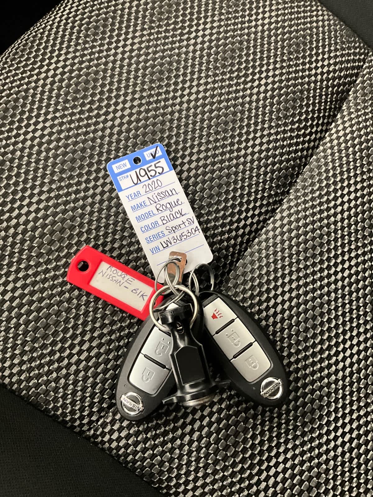 2020 Nissan Rogue Sport SV