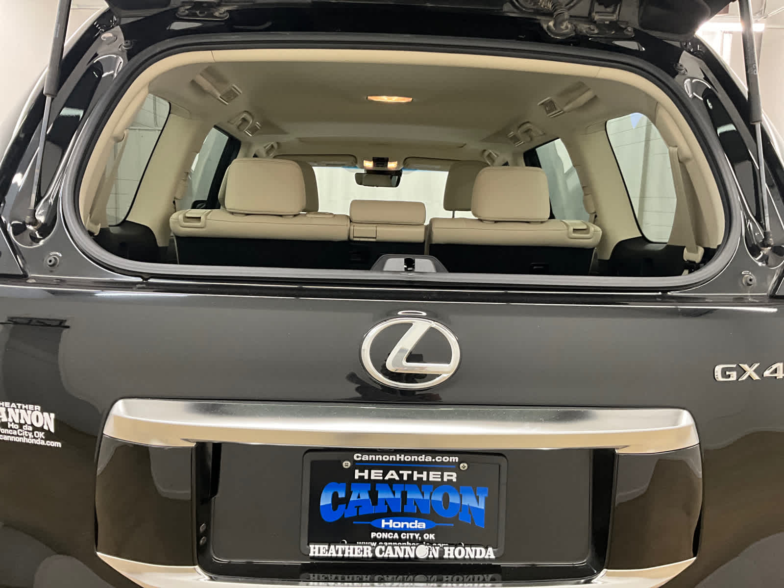 2022 Lexus GX Premium