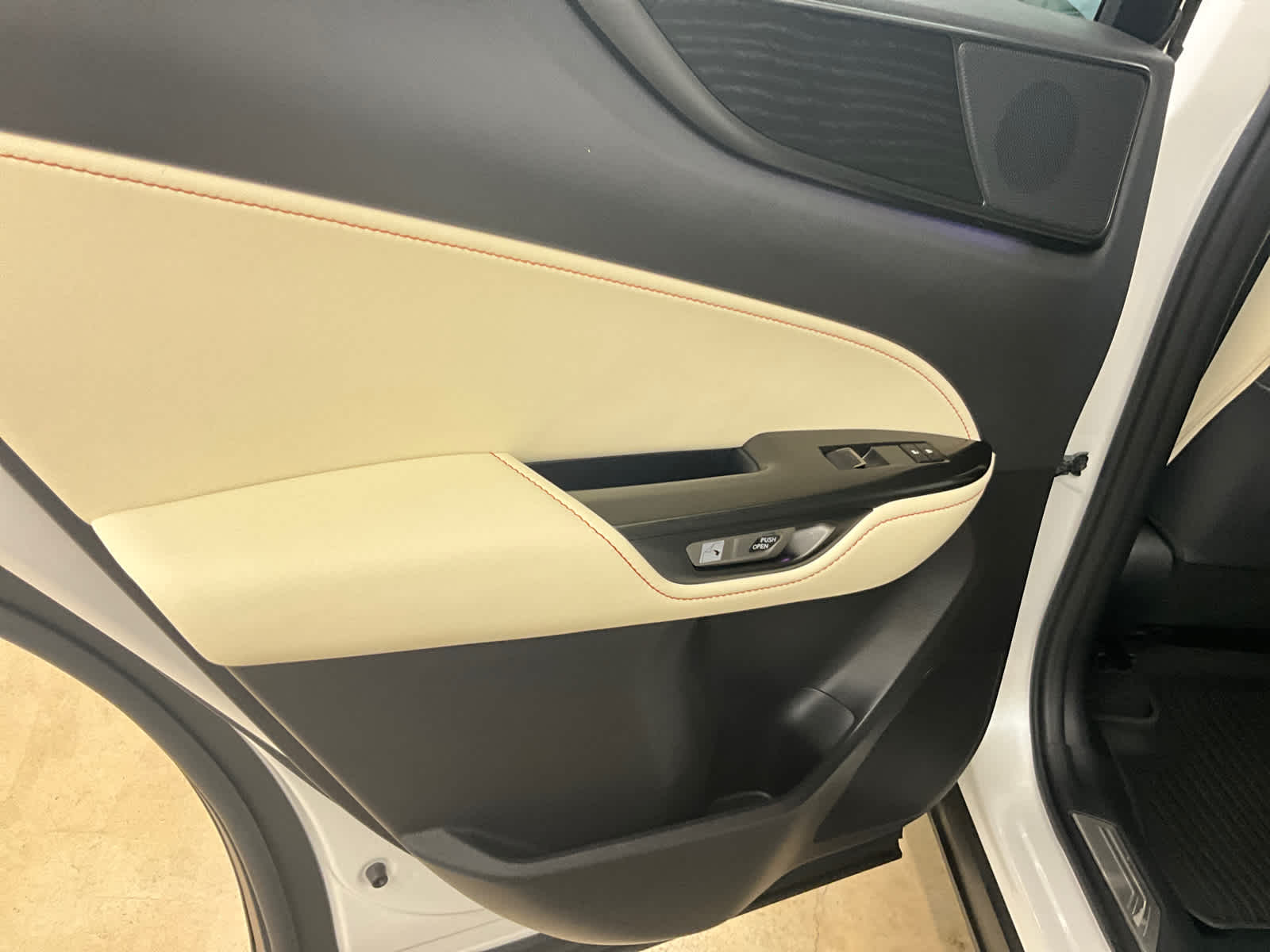 2024 Lexus NX 450h+ Luxury
