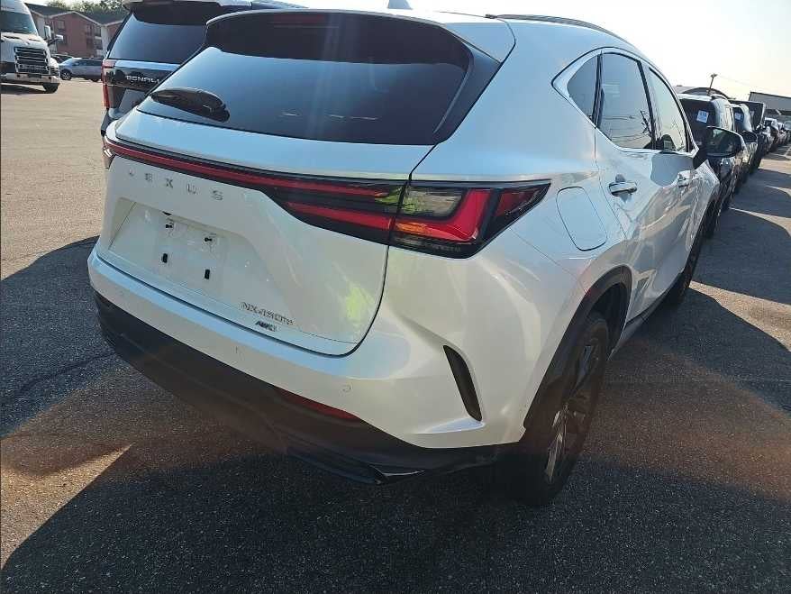 2024 Lexus NX 450h+ Luxury