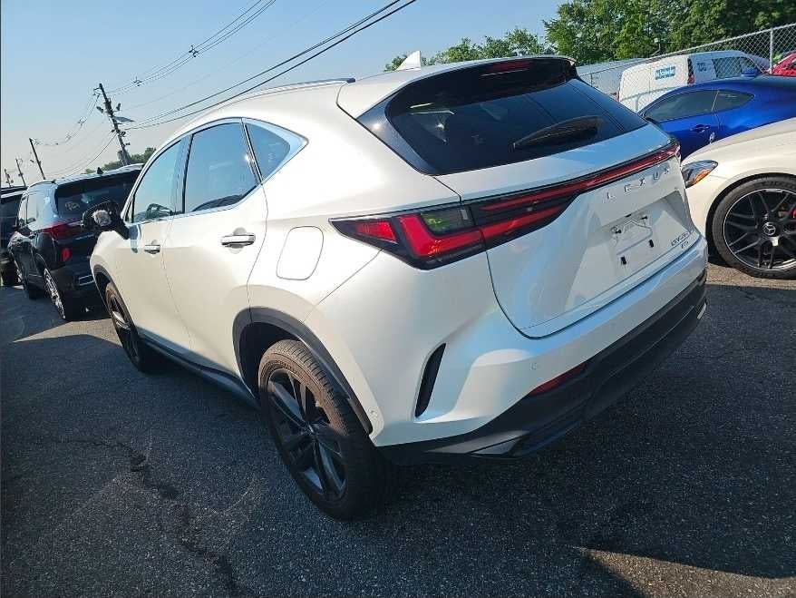 2024 Lexus NX 450h+ Luxury