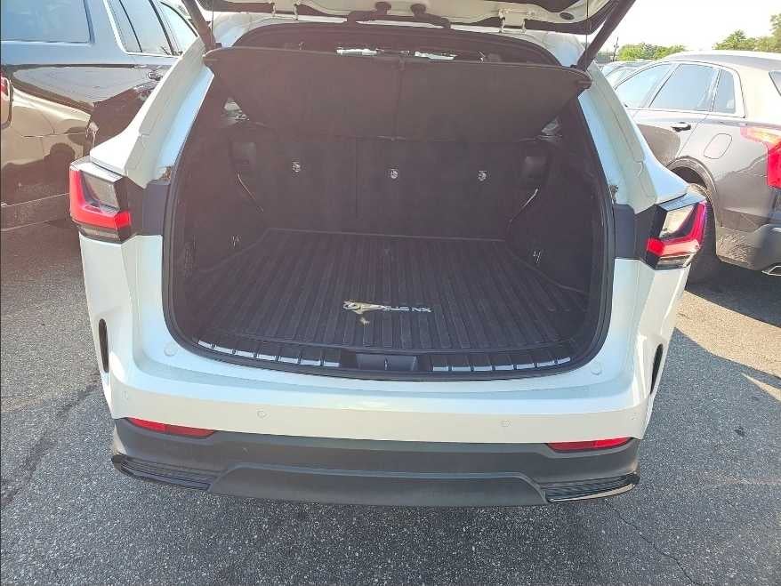 2024 Lexus NX 450h+ Luxury