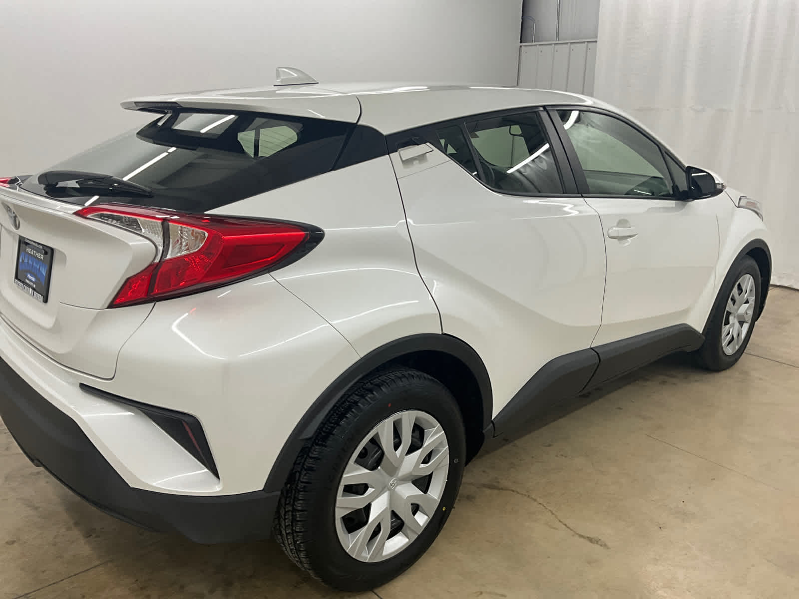 2019 Toyota C-HR LE