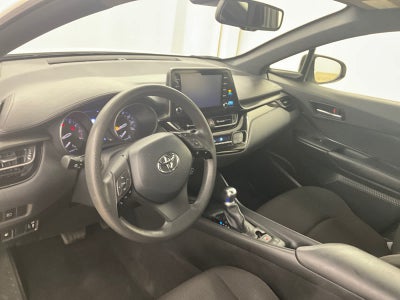 2019 Toyota C-HR LE