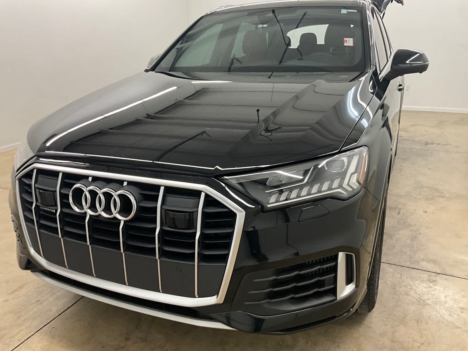 2023 Audi Q7 Premium