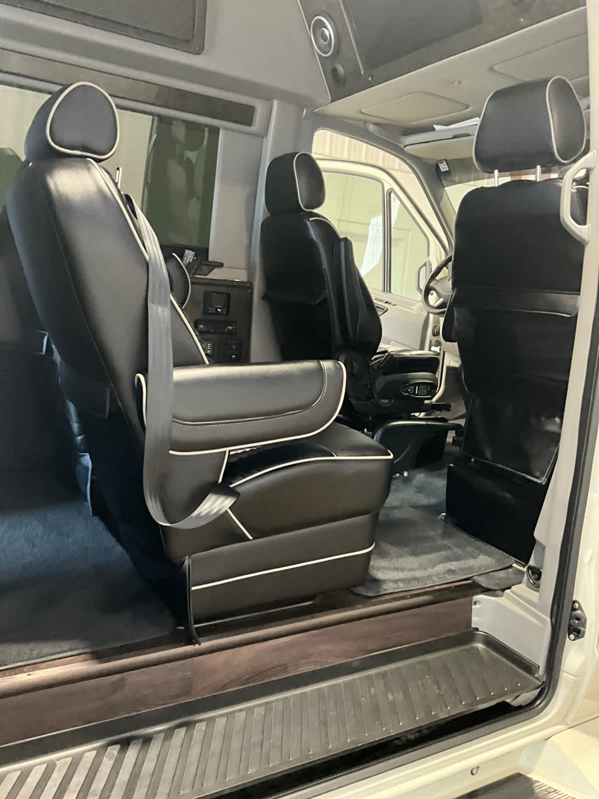 2018 Mercedes-Benz 3500 AWD 170 EXT High Roof Executive Luxury Conversion