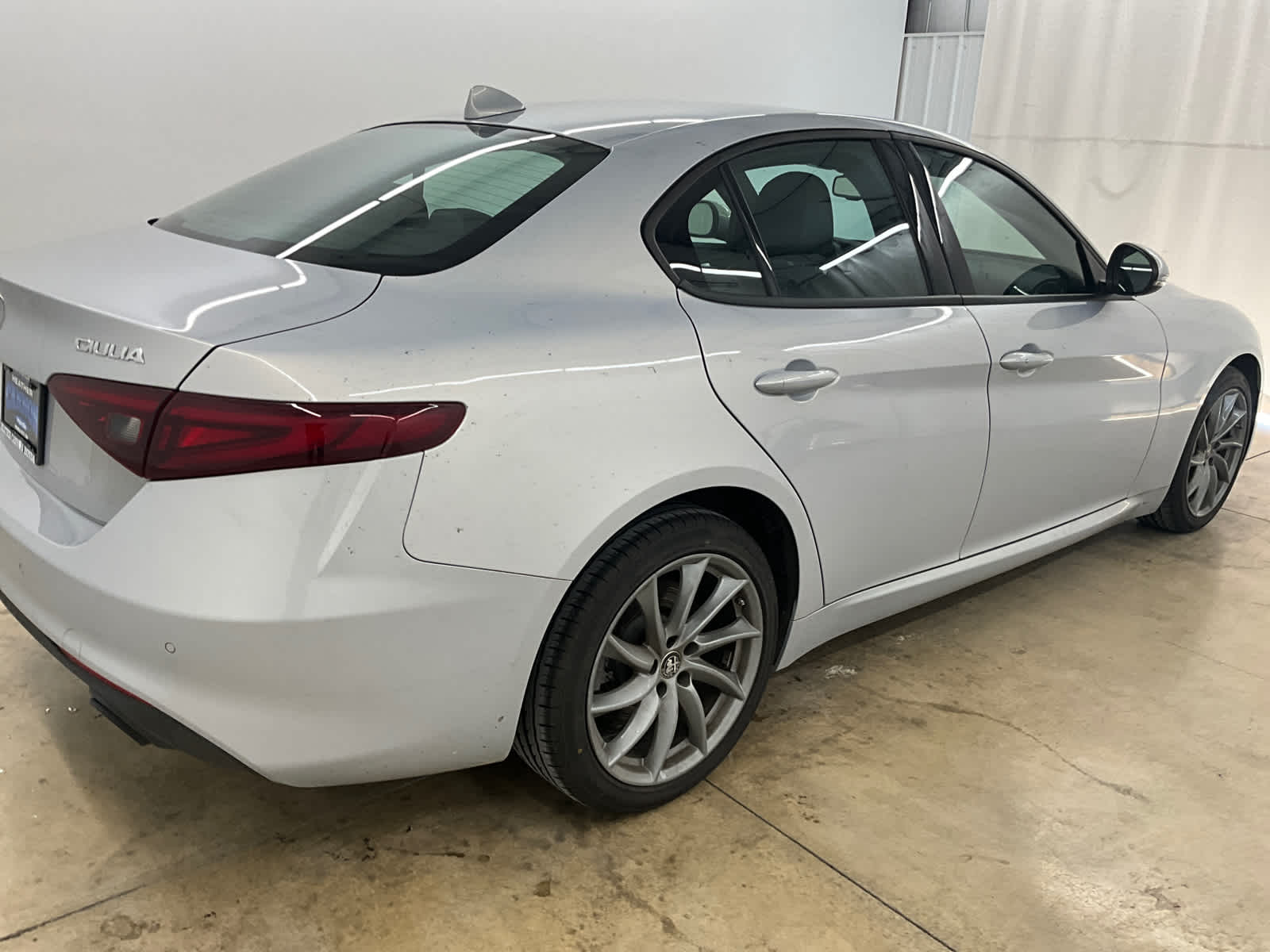 2022 Alfa Romeo Giulia Base