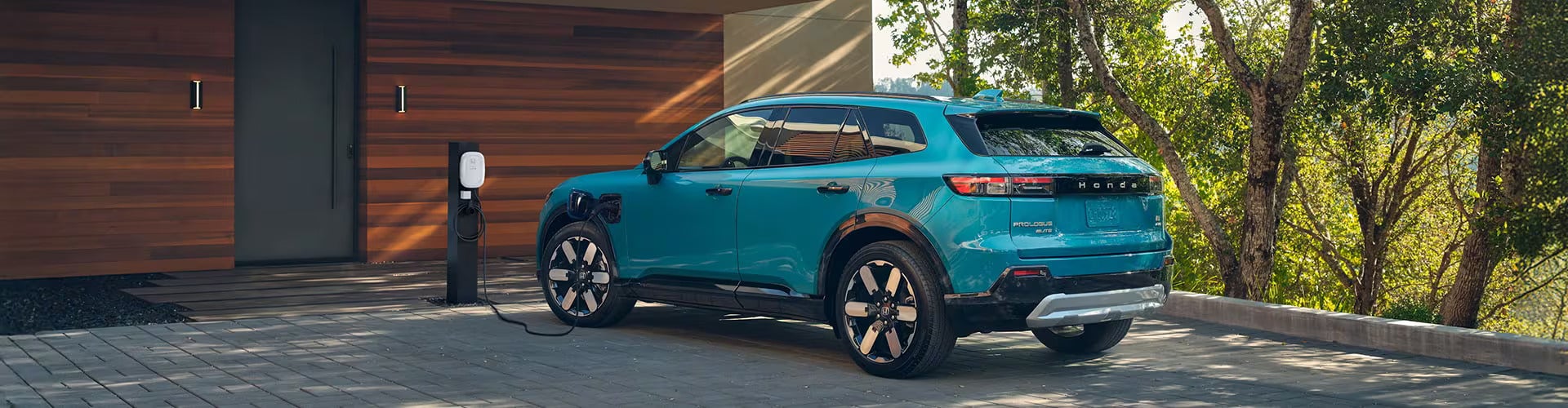 a teal 2026 Honda Prologue