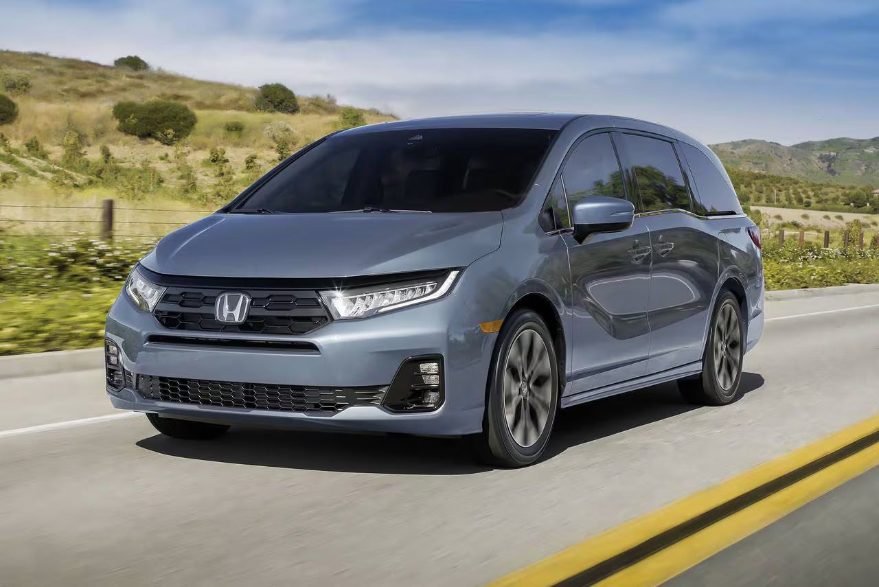 2027 Honda Odyssey front exterior