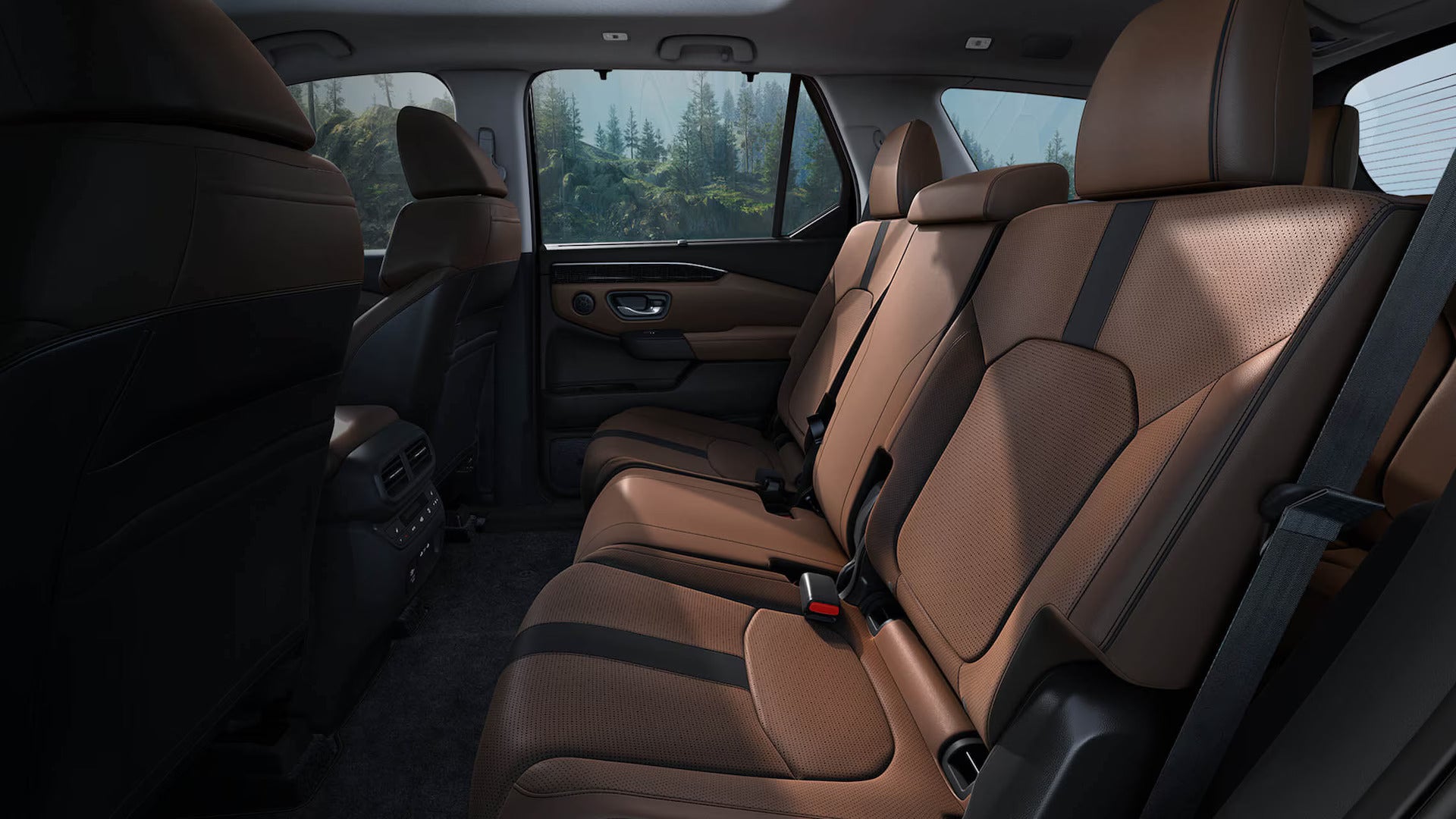 leather trimmed back seats in an suv